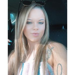 Meet your Posher, Mckenzie